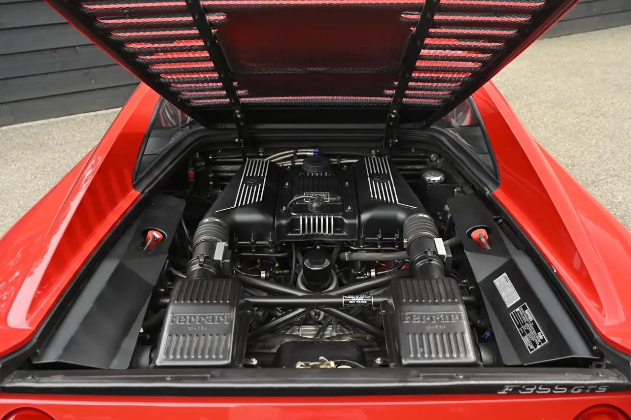 1995 Rosso GTS Manual 2.7 — photo 3