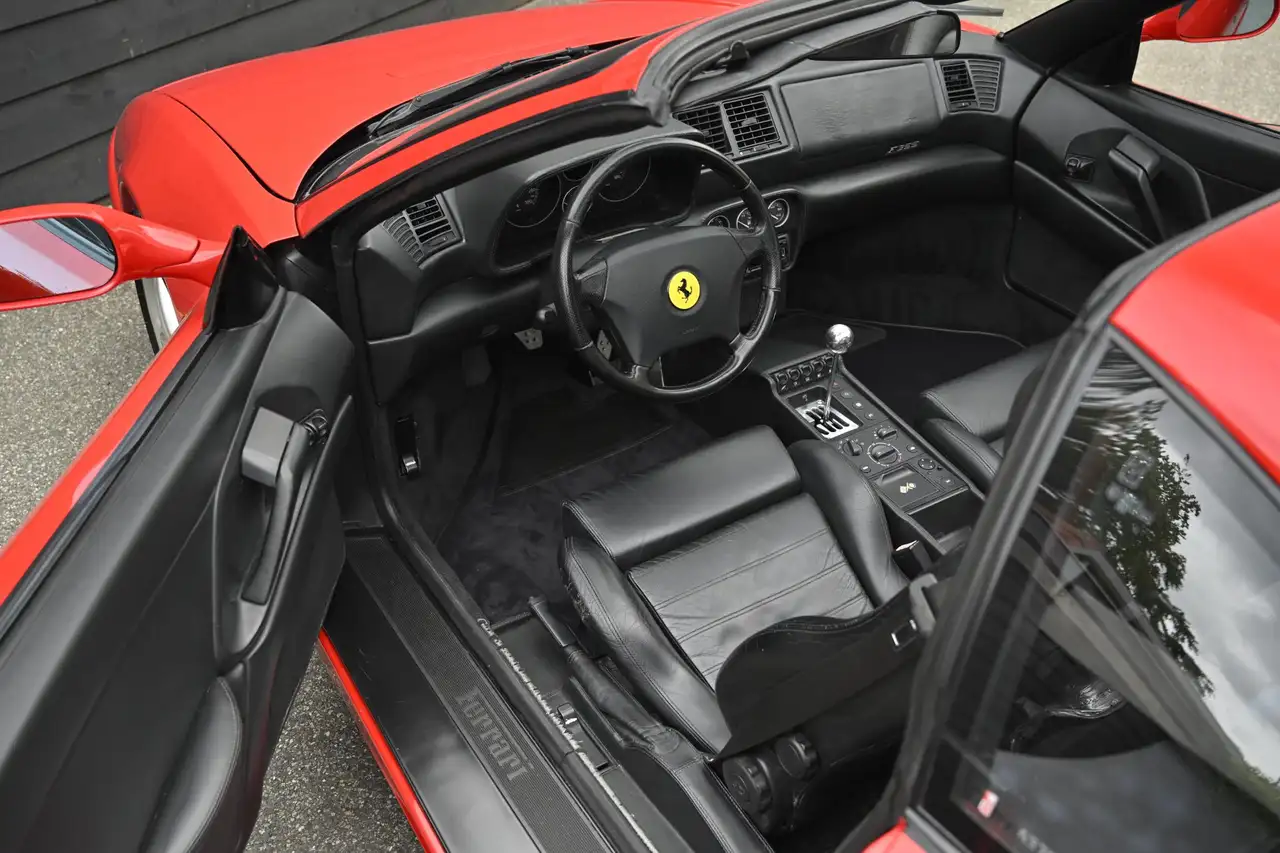 1995 Rosso GTS Manual 2.7 — photo 2