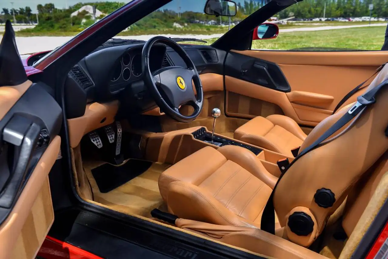 1998 Rosso GTS Manual — photo 2