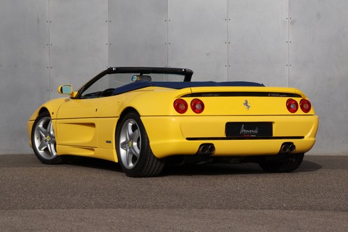 1996 Giallo Spider Manual — photo 2